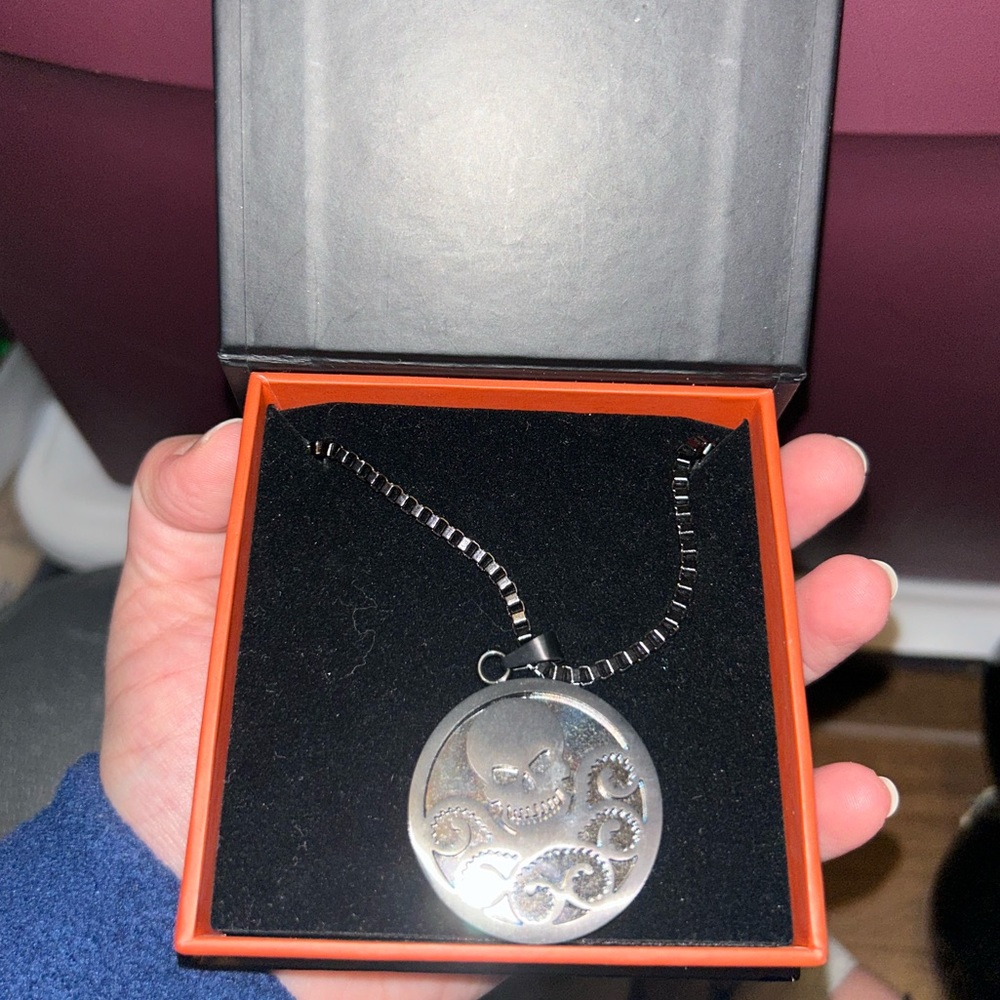 Shield Hydra Necklace